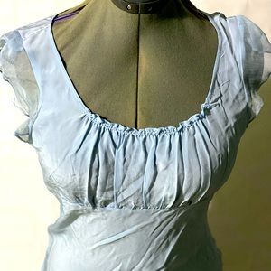NWOT sunny Leigh Lite Blue Blouse, size; Large